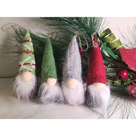 NWT Lot of 4 Vdealen Holiday Christmas Ornament Gnome Plush Red Gray Green 6" - Picture 1 of 6